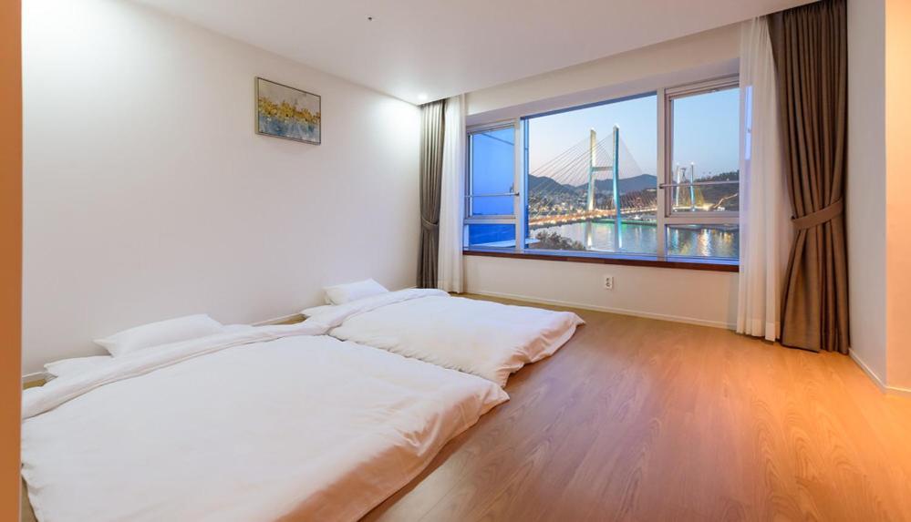 Yeosu Hotel Haven Esterno foto